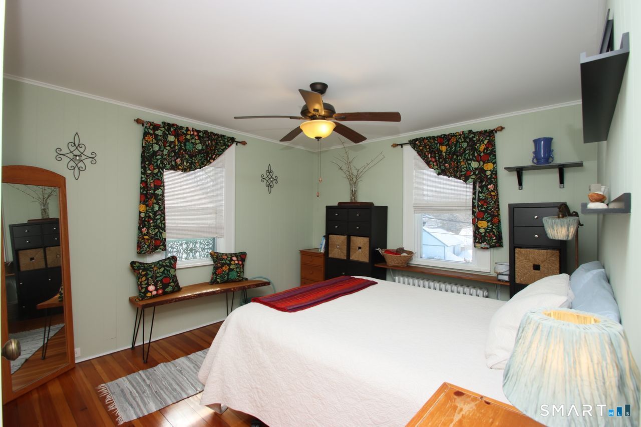 26 Essex Street Fairfield CT 06825