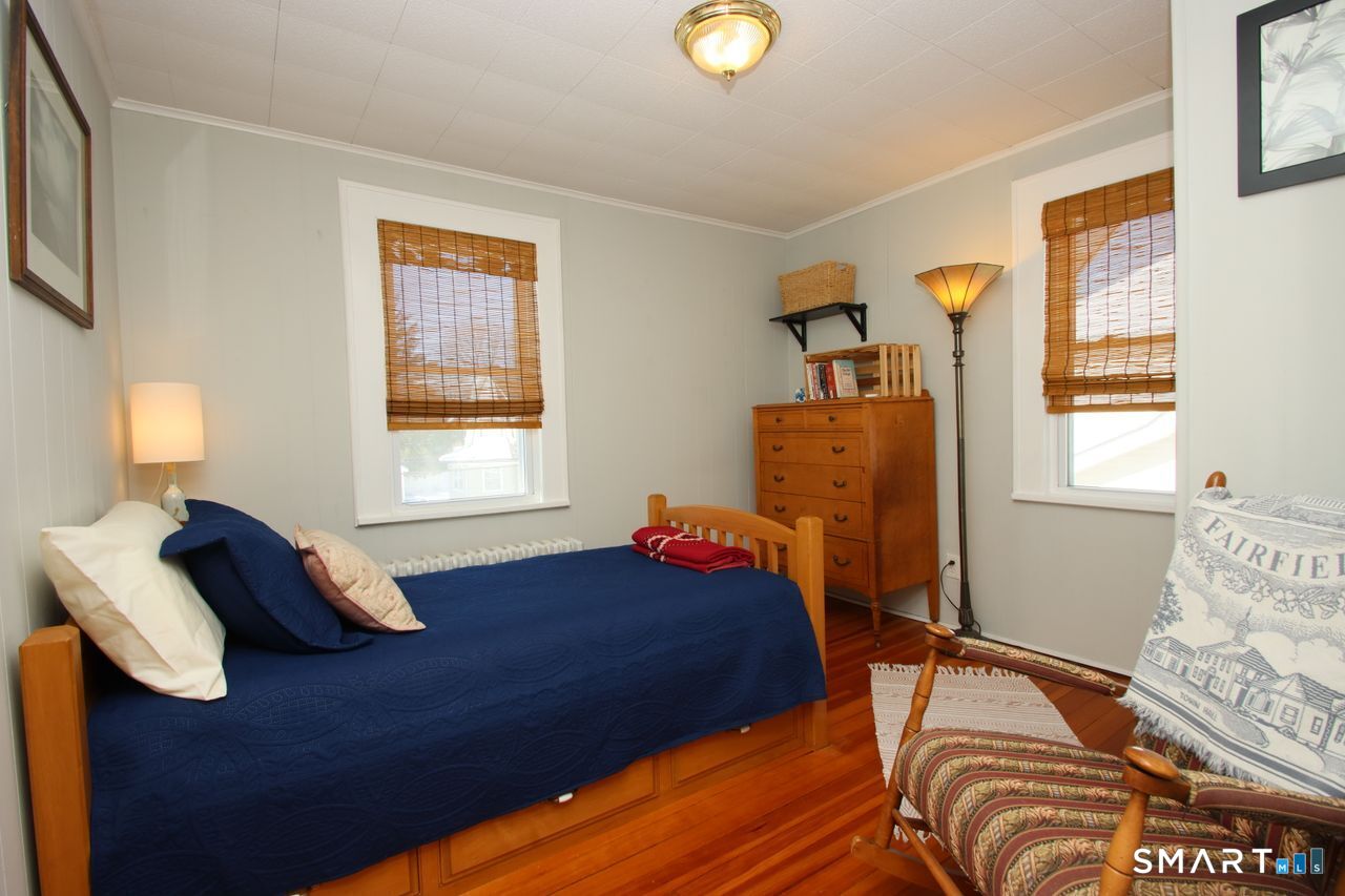 26 Essex Street Fairfield CT 06825