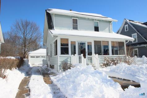 26 Essex Street Fairfield CT 06825