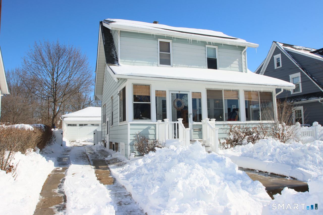 26 Essex Street Fairfield CT 06825