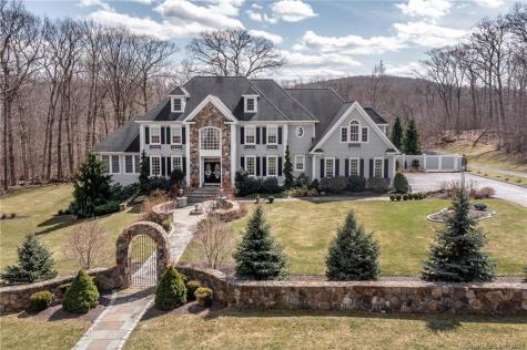 2 Petersons Lane Danbury CT 06811