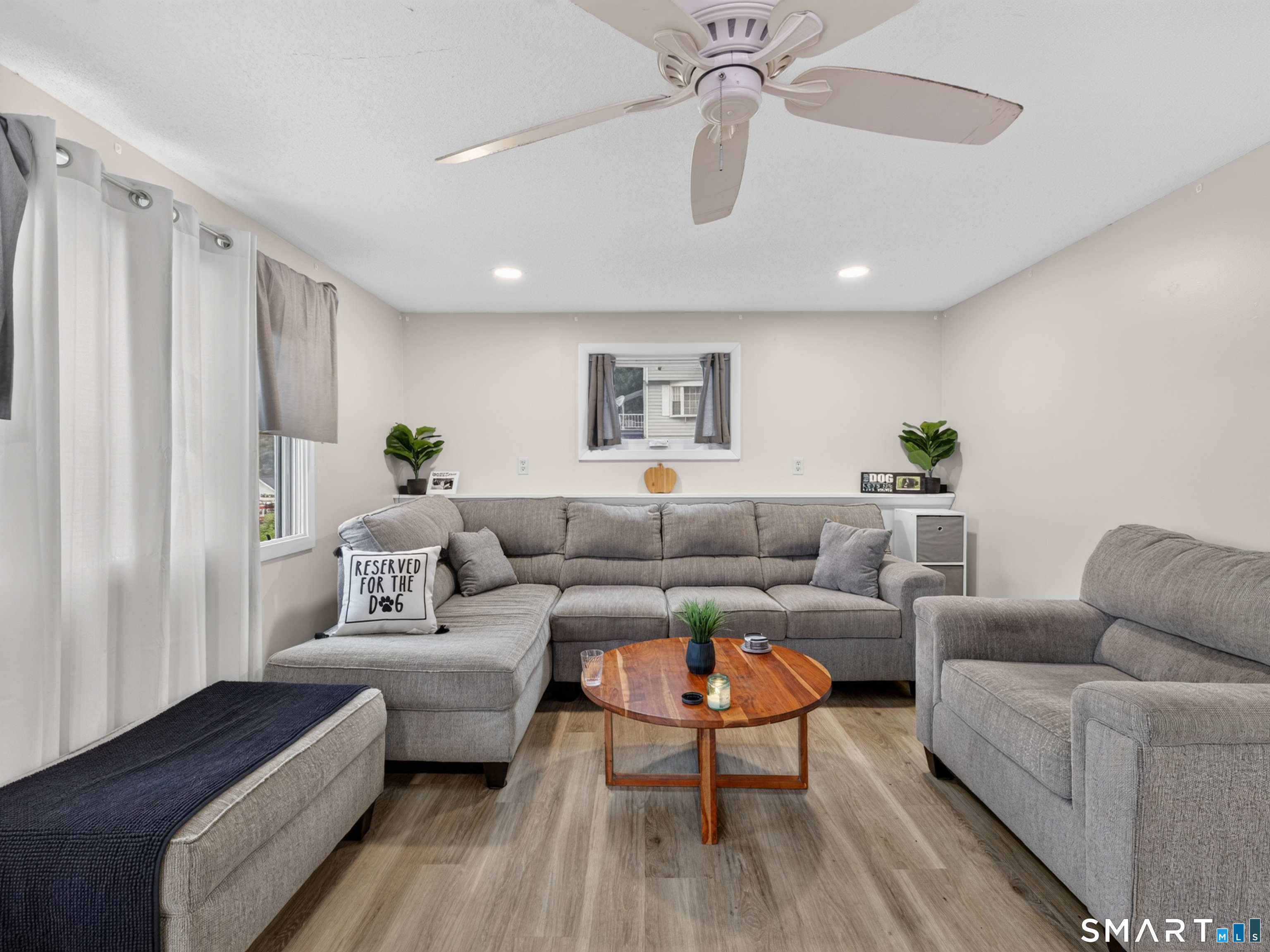 17 Grove Street New London CT 06320