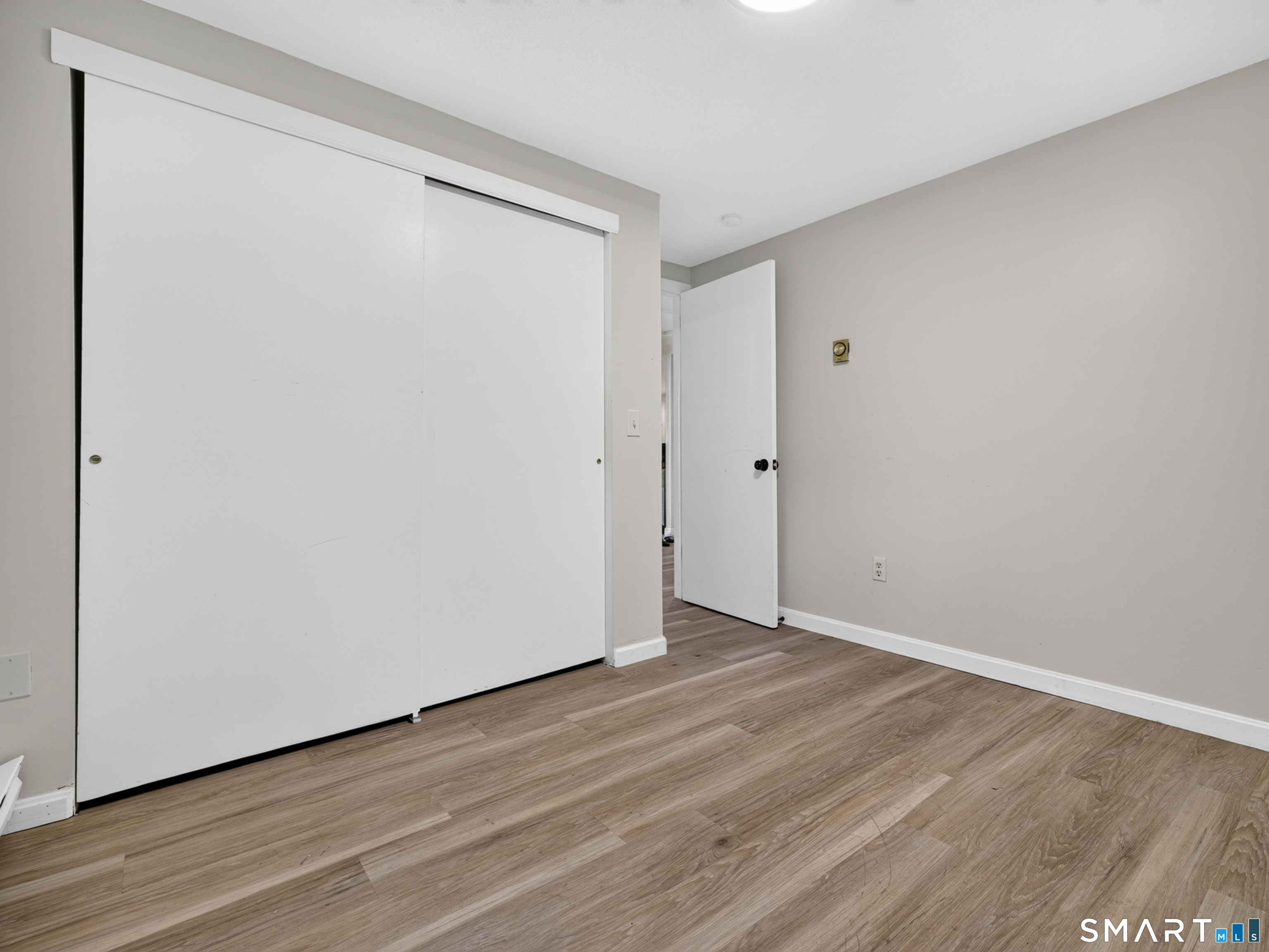 17 Grove Street New London CT 06320