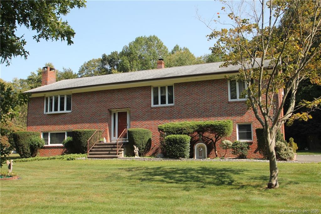 26 Lyndon Street Monroe CT 06468