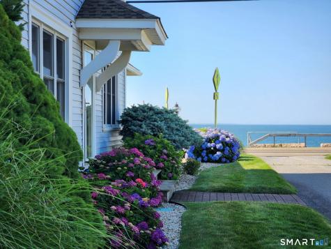 420 Maple Avenue Old Saybrook CT 06475