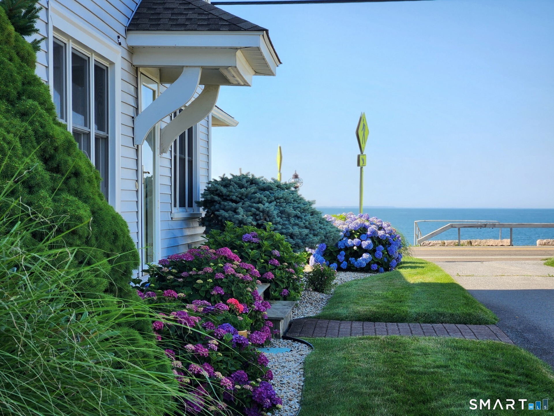 420 Maple Avenue Old Saybrook CT 06475