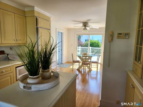 420 Maple Avenue Old Saybrook CT 06475
