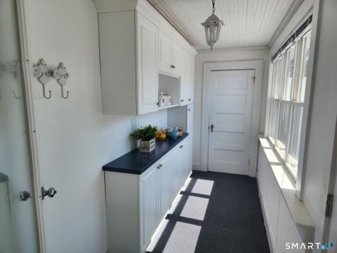 420 Maple Avenue Old Saybrook CT 06475