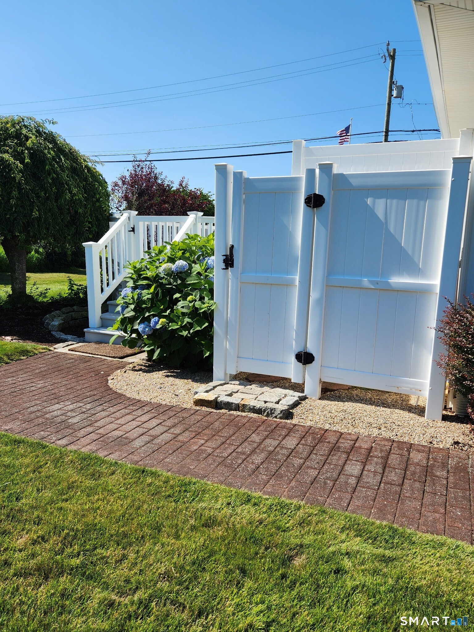 420 Maple Avenue Old Saybrook CT 06475
