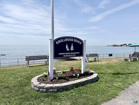 420 Maple Avenue Old Saybrook CT 06475
