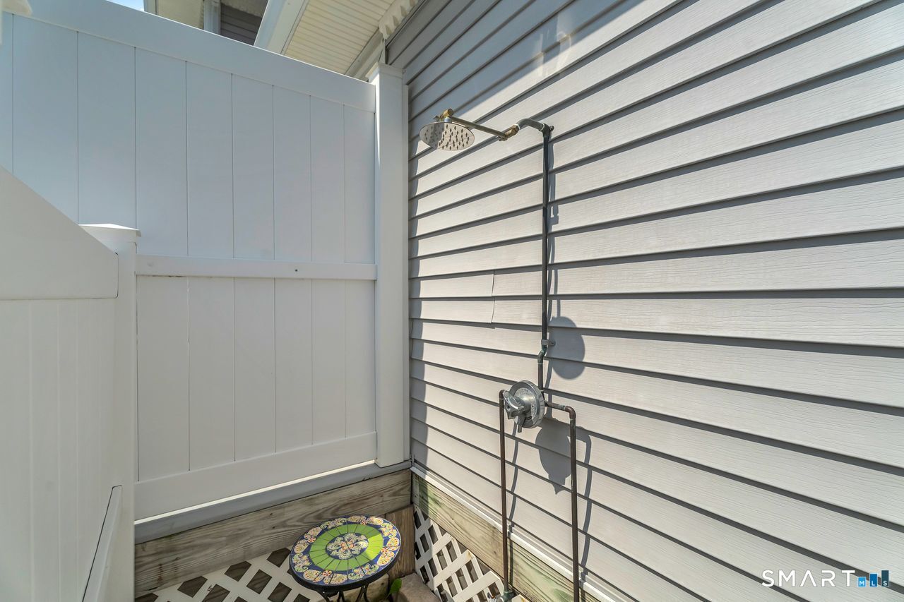 420 Maple Avenue Old Saybrook CT 06475