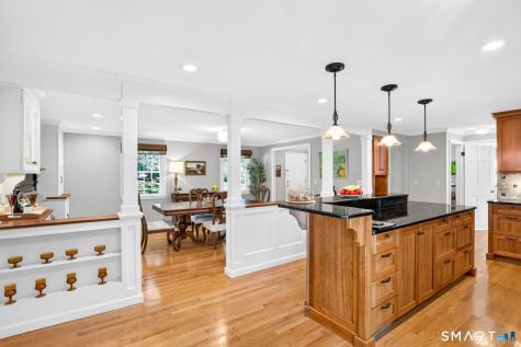 24 Valley View Drive Simsbury CT 06089