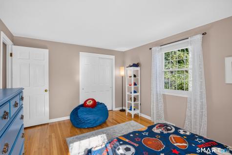 24 Valley View Drive Simsbury CT 06089