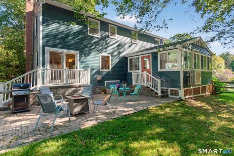 24 Valley View Drive Simsbury CT 06089