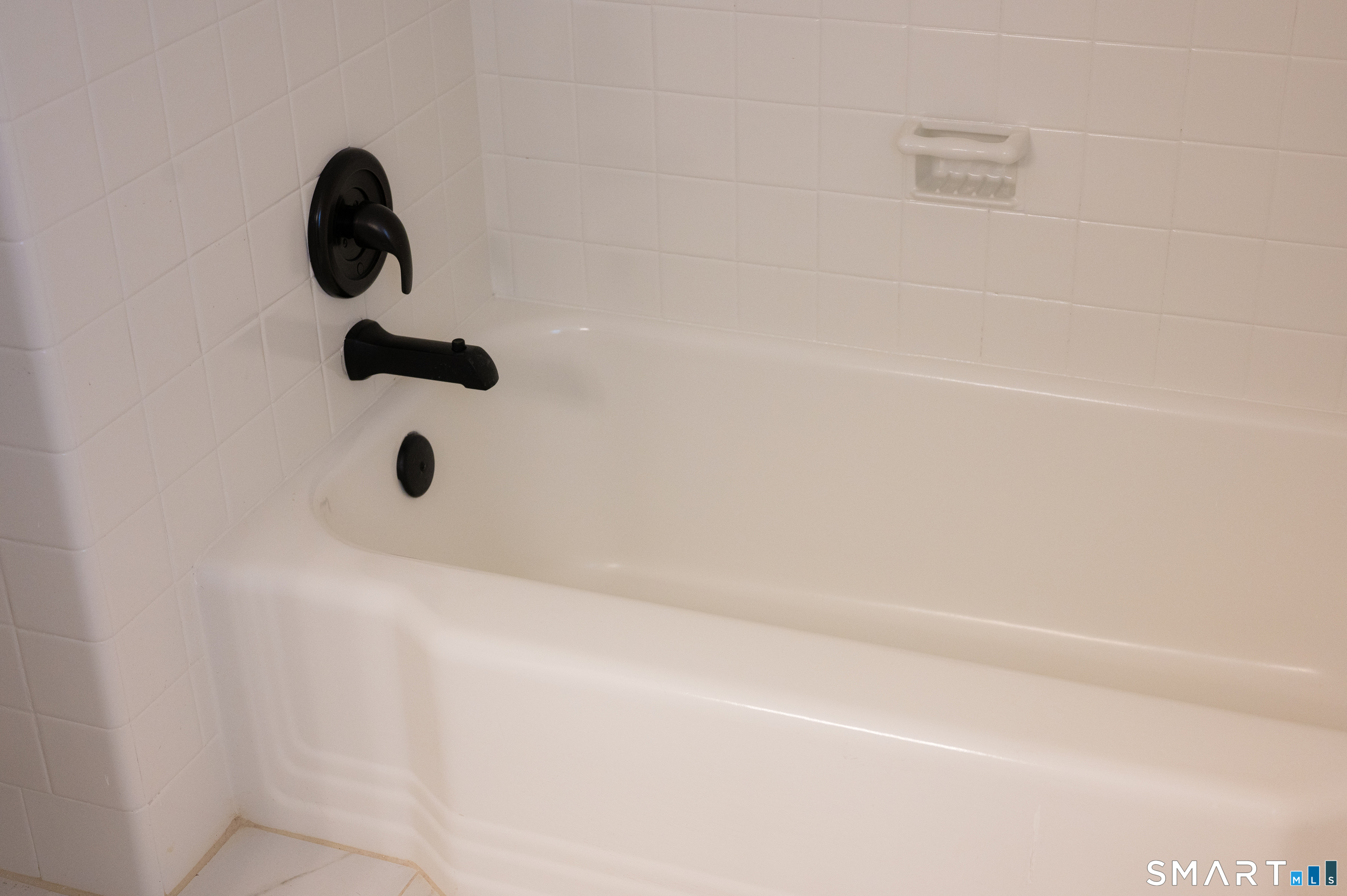 64 Saint Andrew Avenue East Haven CT 06512