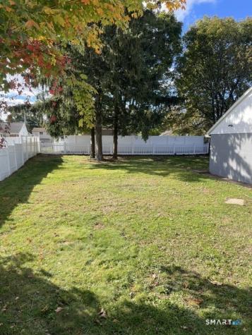 64 Saint Andrew Avenue East Haven CT 06512