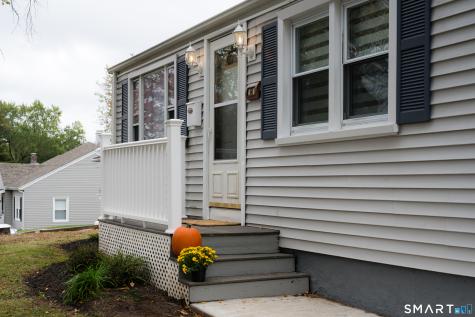 64 Saint Andrew Avenue East Haven CT 06512