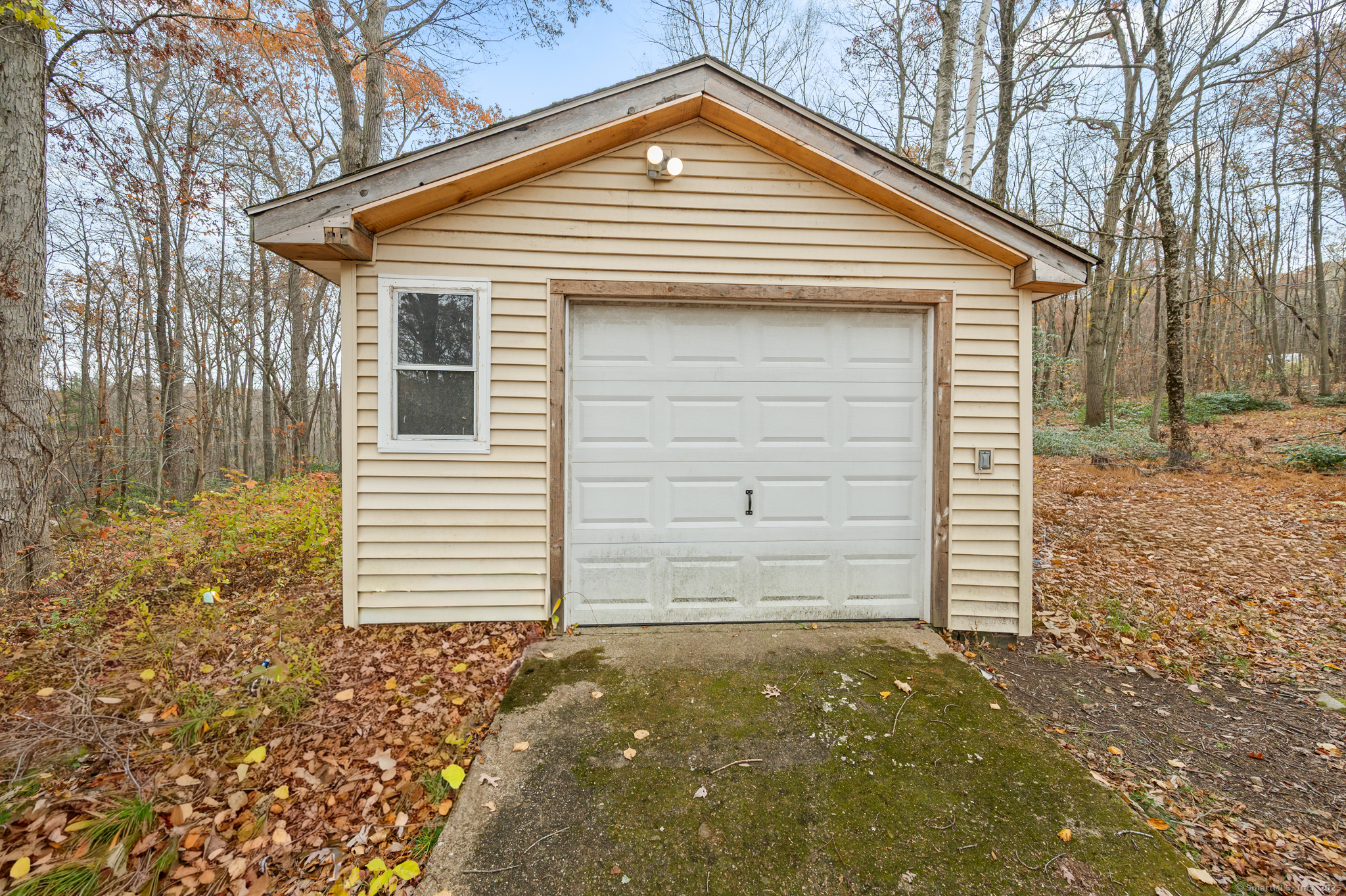 322 Crystal Lake Road Tolland CT 06084