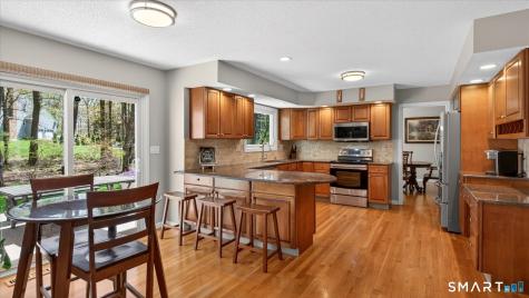 7 Village View Lane Farmington CT 06085