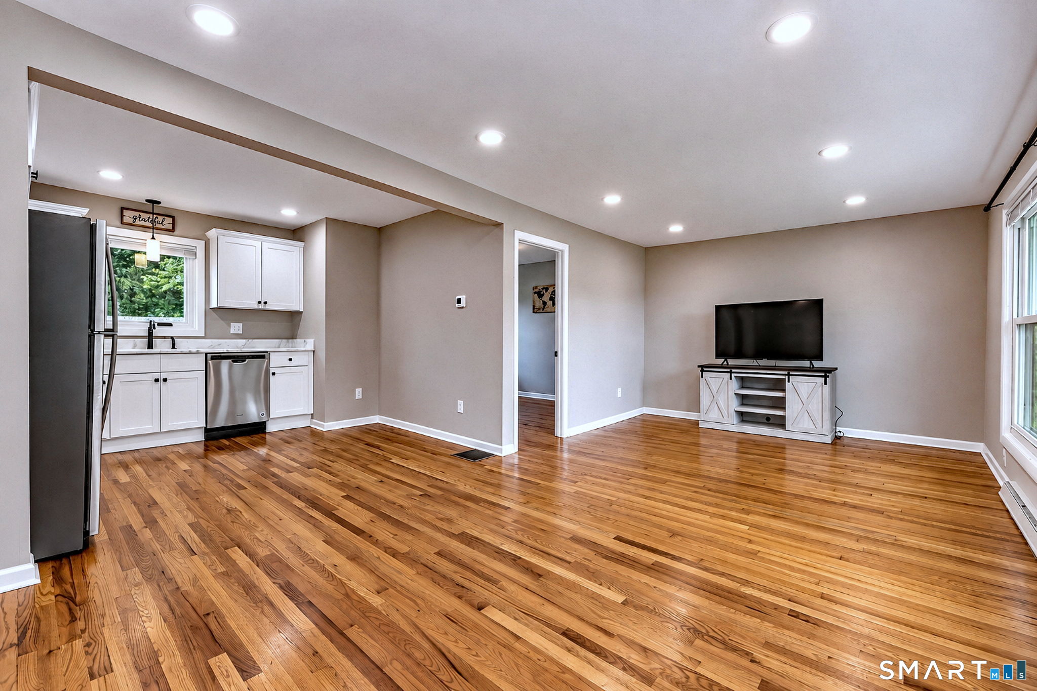 17 Riviera Terrace Oxford CT 06478
