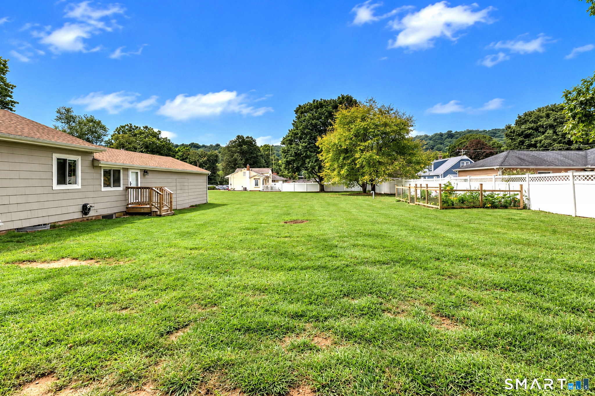 17 Riviera Terrace Oxford CT 06478