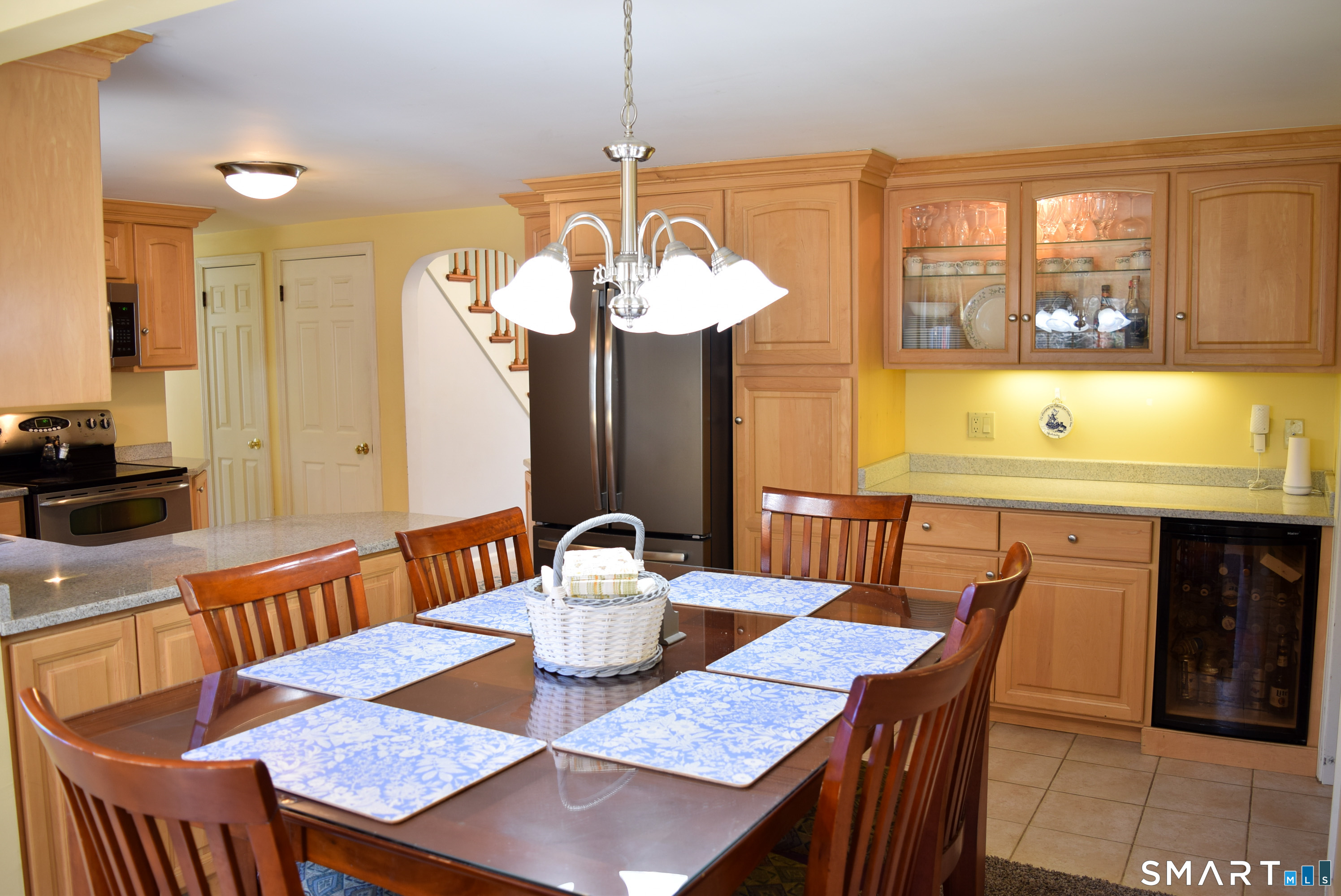 68 Old Wheeler Lane Avon CT 06001