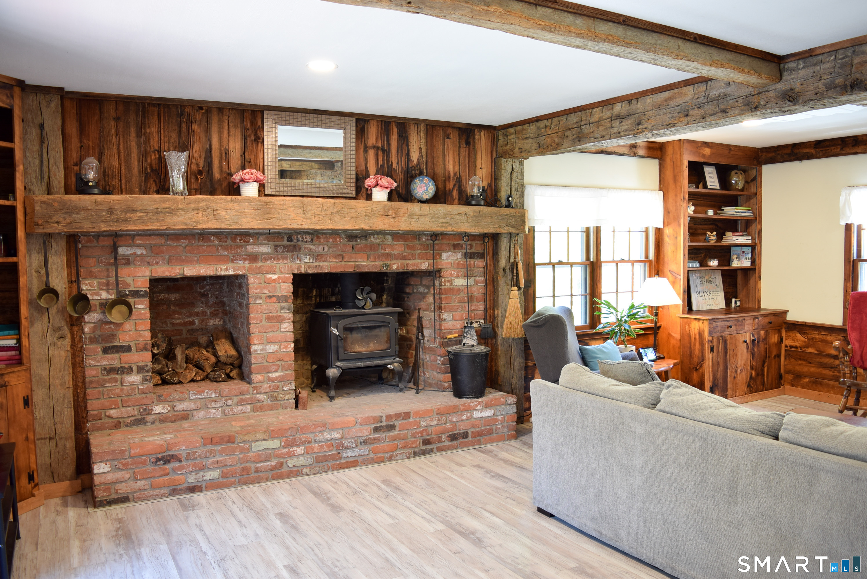 68 Old Wheeler Lane Avon CT 06001