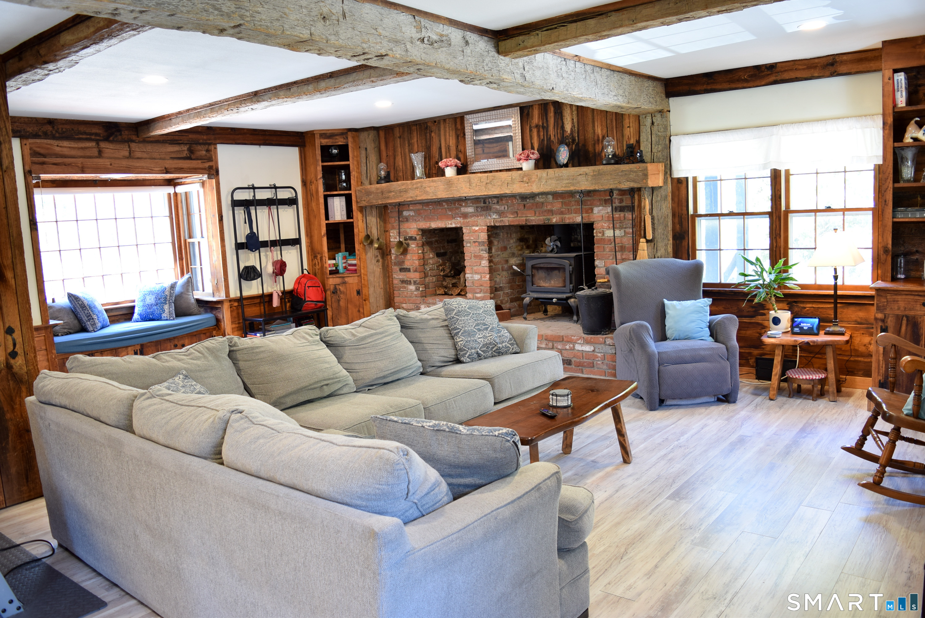 68 Old Wheeler Lane Avon CT 06001