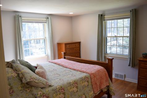 68 Old Wheeler Lane Avon CT 06001