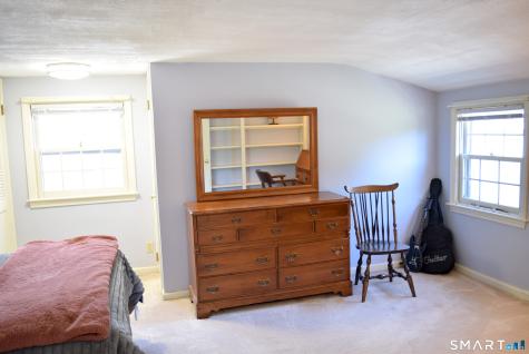 68 Old Wheeler Lane Avon CT 06001