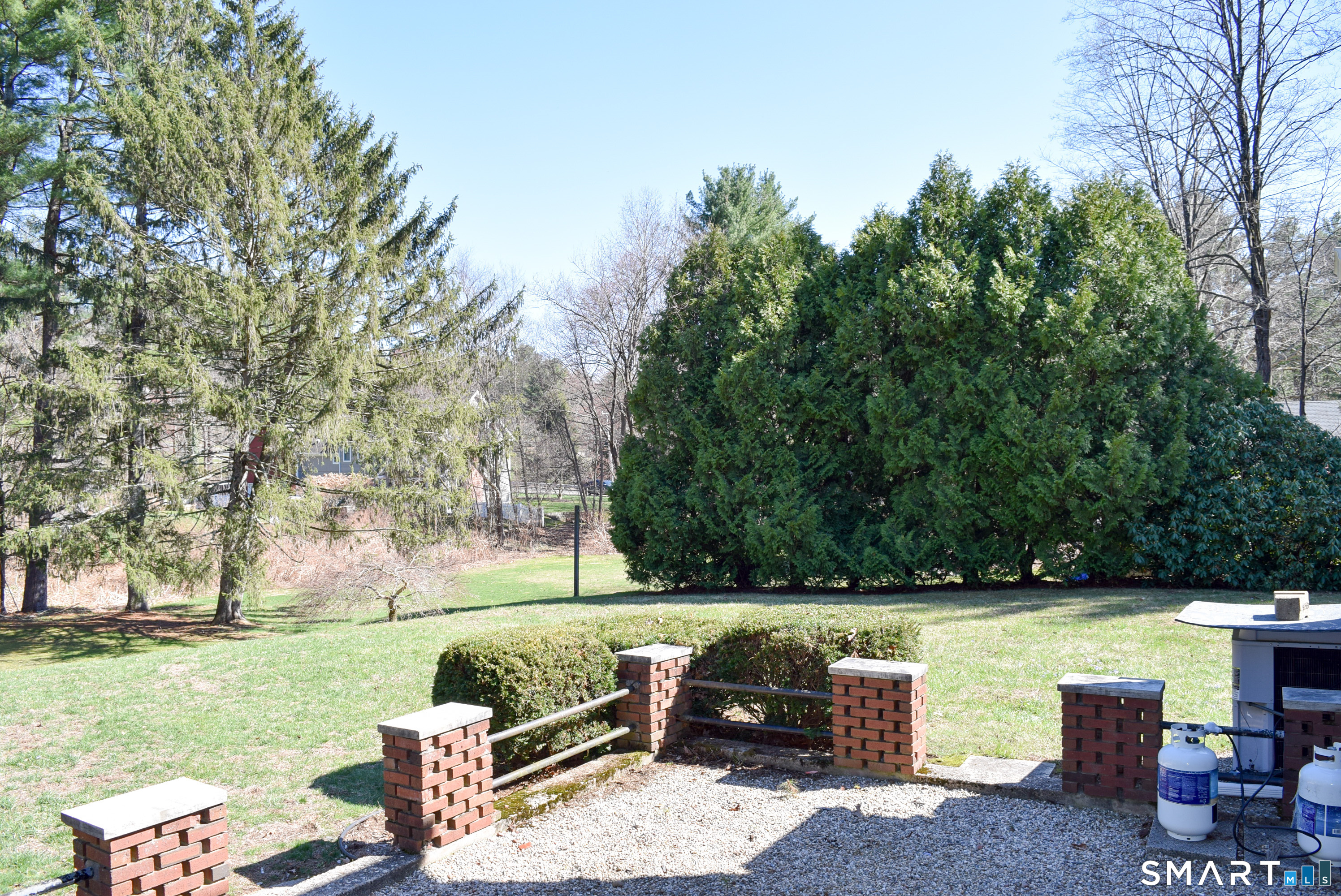 68 Old Wheeler Lane Avon CT 06001