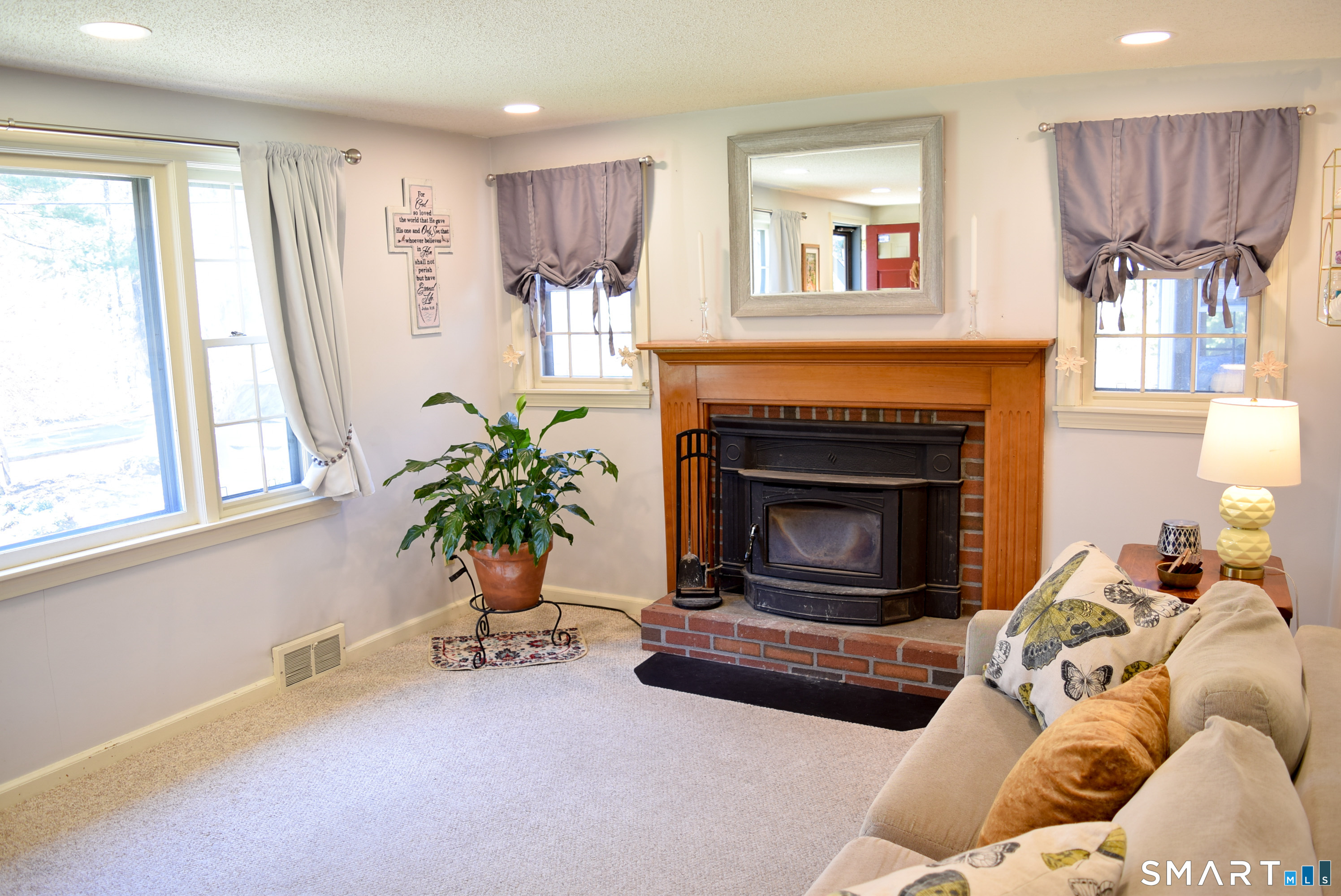 68 Old Wheeler Lane Avon CT 06001