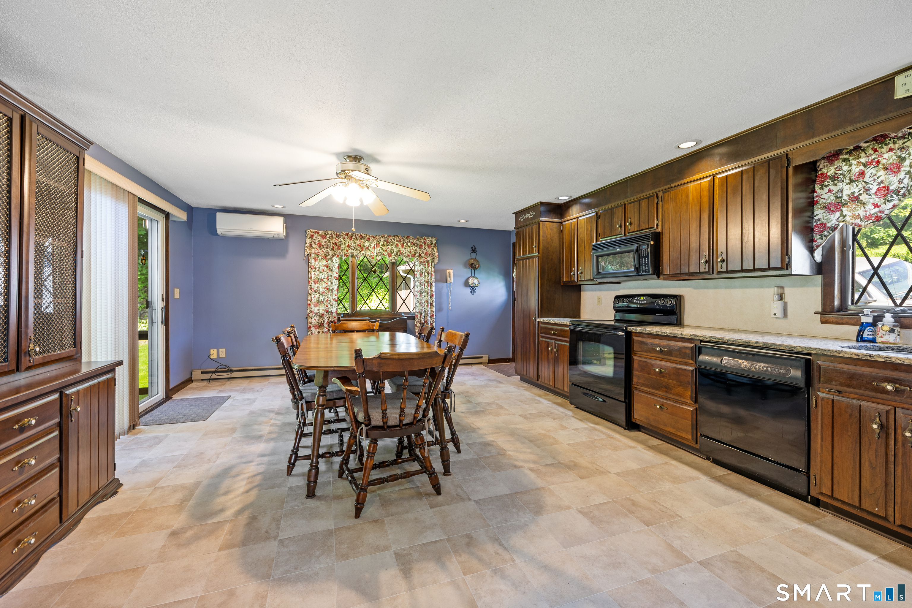 32 Moreland Avenue Watertown CT 06779