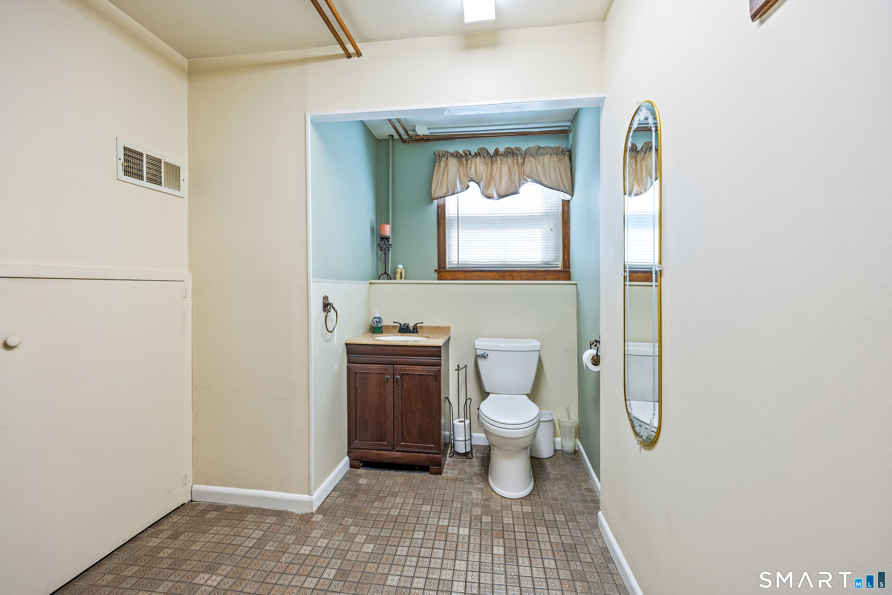 32 Moreland Avenue Watertown CT 06779