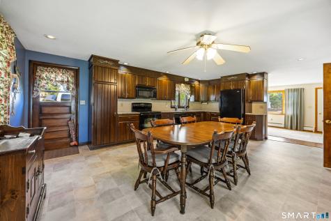 32 Moreland Avenue Watertown CT 06779