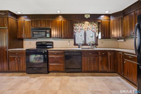 32 Moreland Avenue Watertown CT 06779