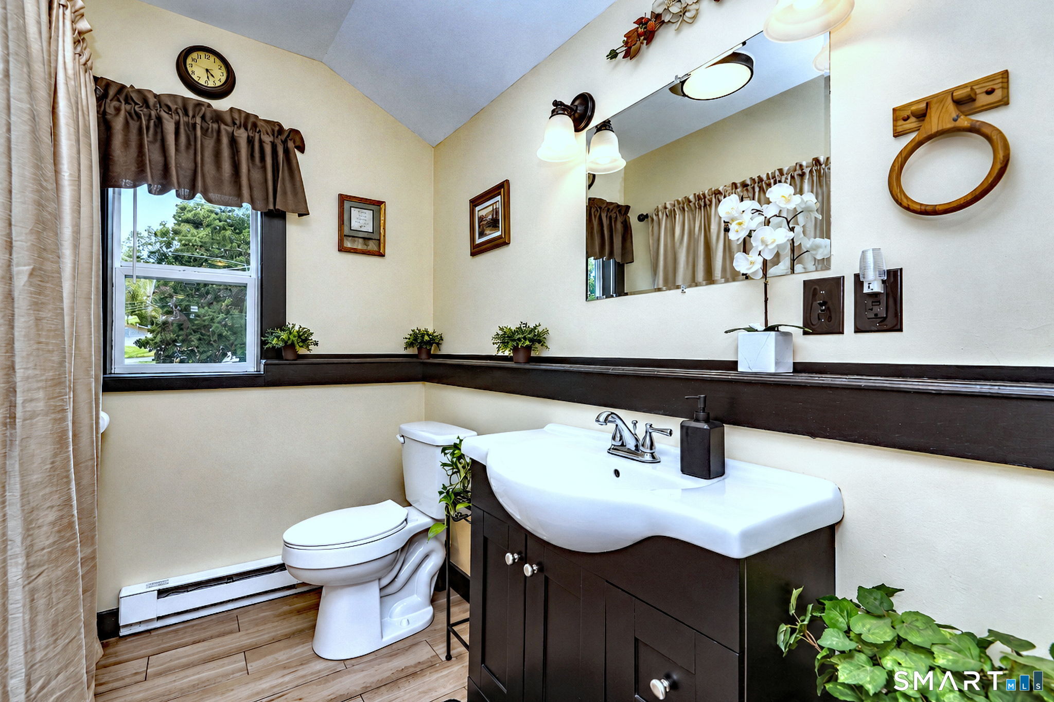 868 West Main Street West Haven CT 06516