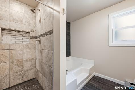 3 Charles Street Enfield CT 06082