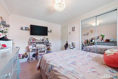 3 Charles Street Enfield CT 06082