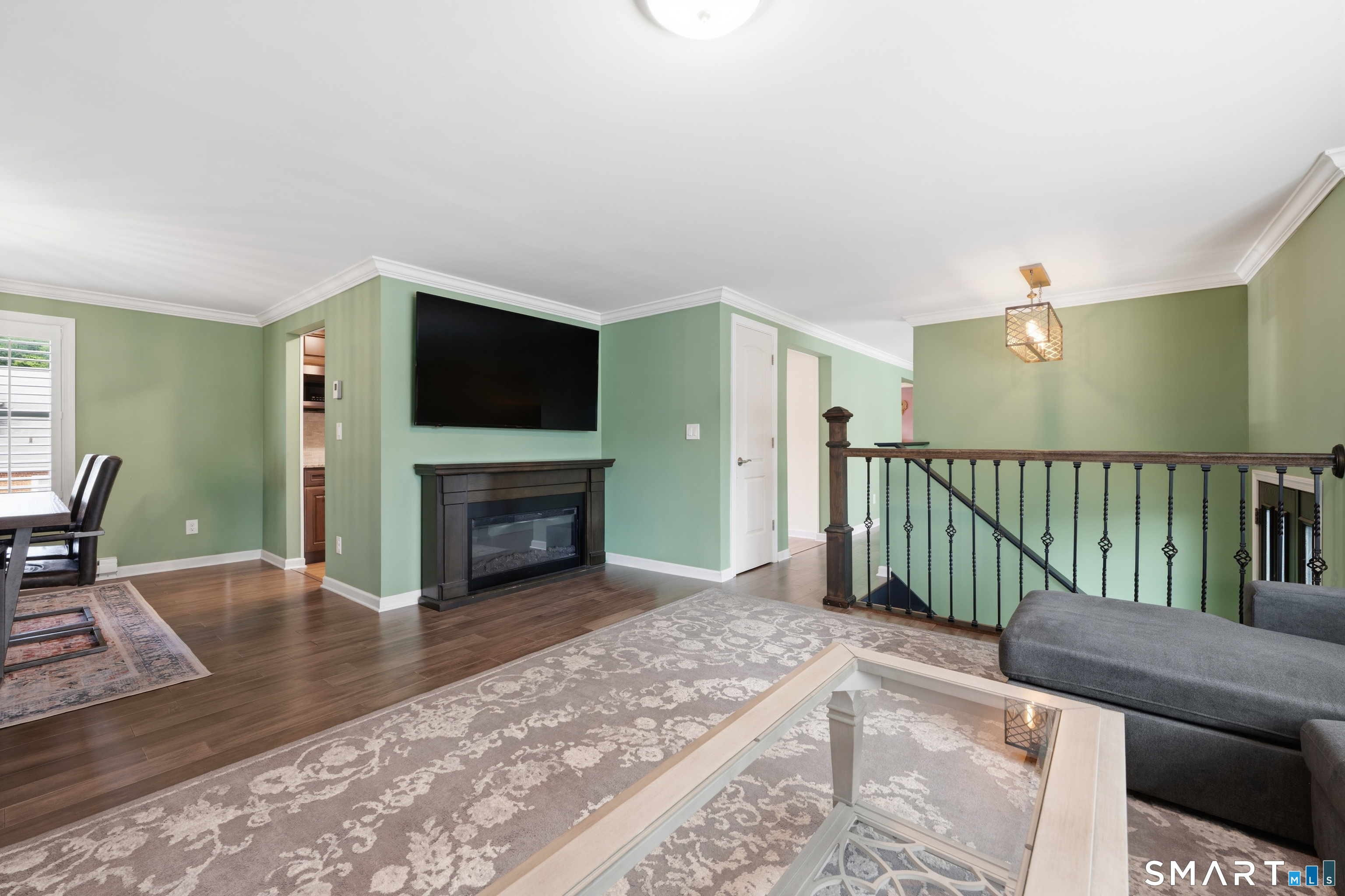 3 Charles Street Enfield CT 06082