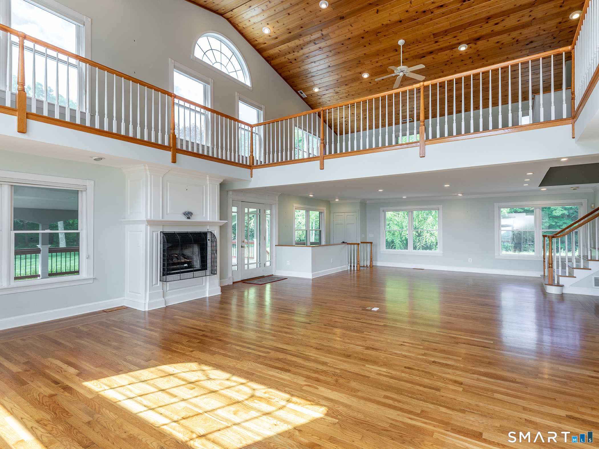 8 Sunrise Lane Bridgewater CT 06752
