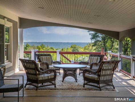 8 Sunrise Lane Bridgewater CT 06752