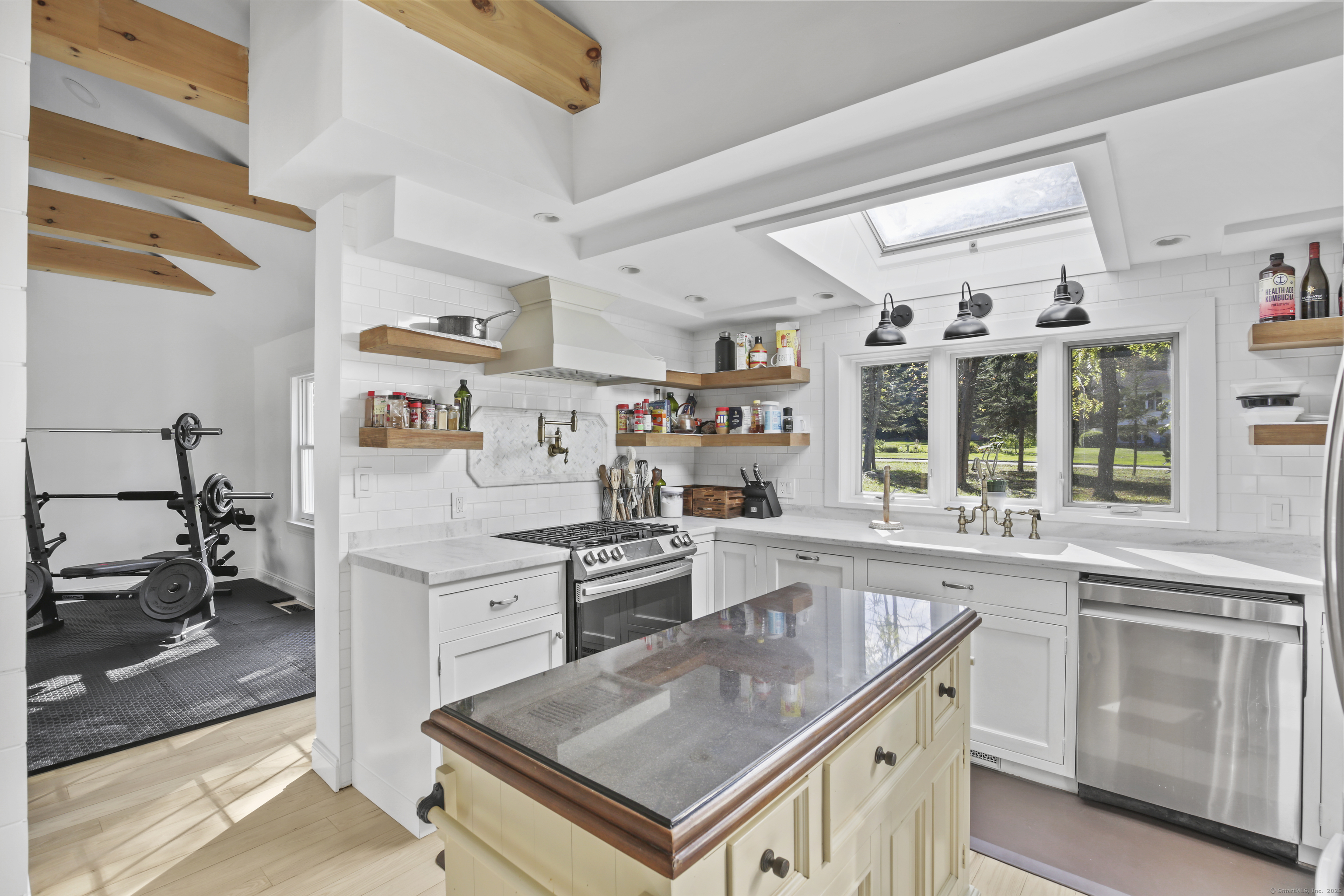 4 Damato Drive Stonington CT 06378