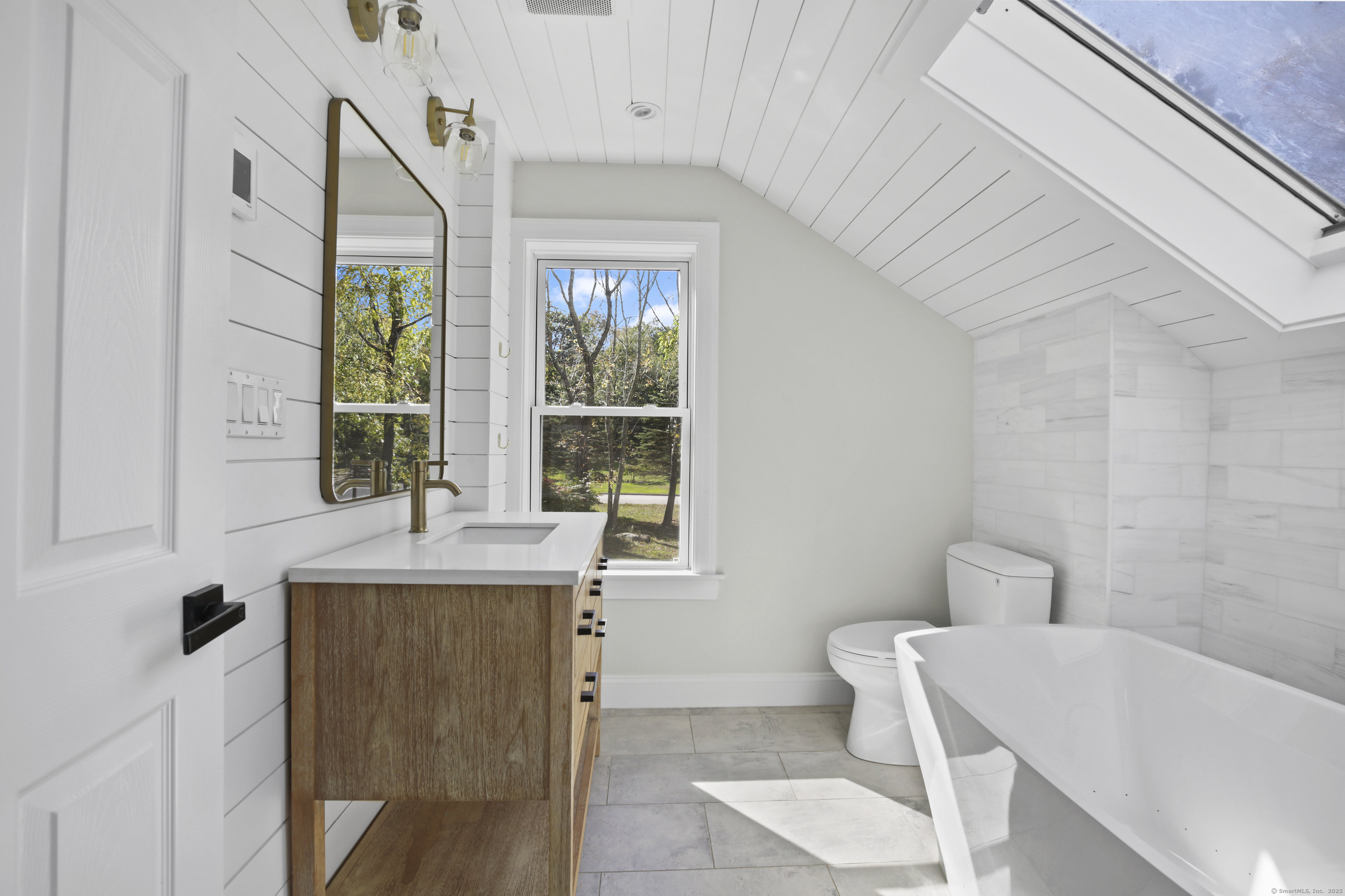 4 Damato Drive Stonington CT 06378