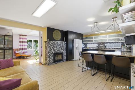 48 Edward Street Newington CT 06111