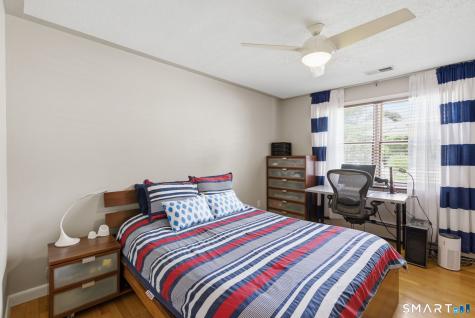 48 Edward Street Newington CT 06111
