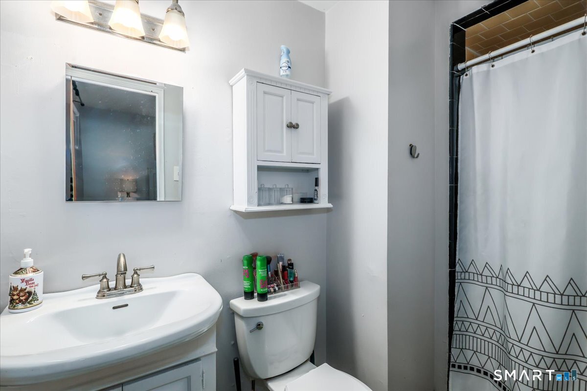 274 Sunnybank Avenue Stratford CT 06614