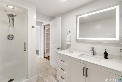 61 Center Drive Greenwich CT 06870
