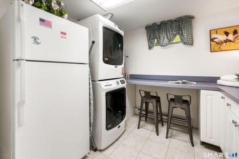 61 Center Drive Greenwich CT 06870