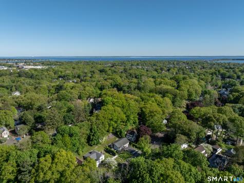 61 Center Drive Greenwich CT 06870